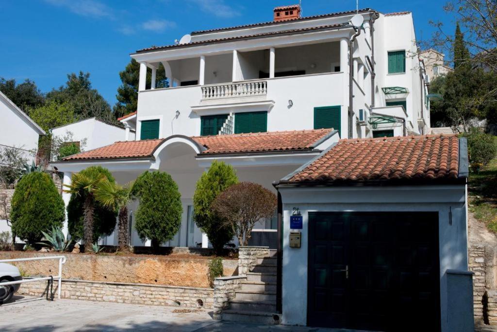 Apartment Estelle *